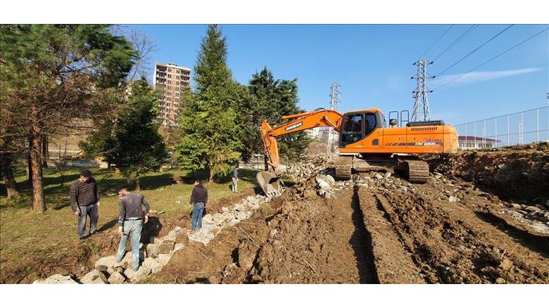 Yeni Hastaneye Acil Girişi Yolu Yapılıyor