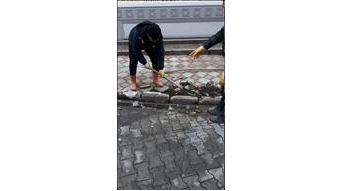 Keşapta Bozulan kaldırımlar onarılıyor