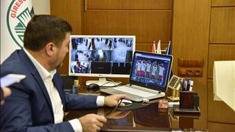 Şenlikoğlu (AA) Yılın Fotoğrafları Oylamasına Katıldı